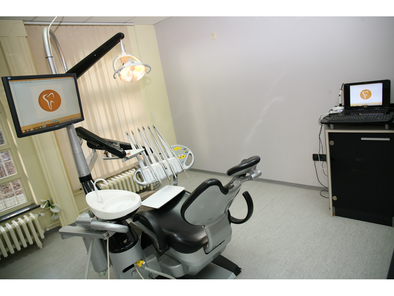 PRO DENTAL CENTAR OFFICE Dental surgery Belgrade - Photo 8