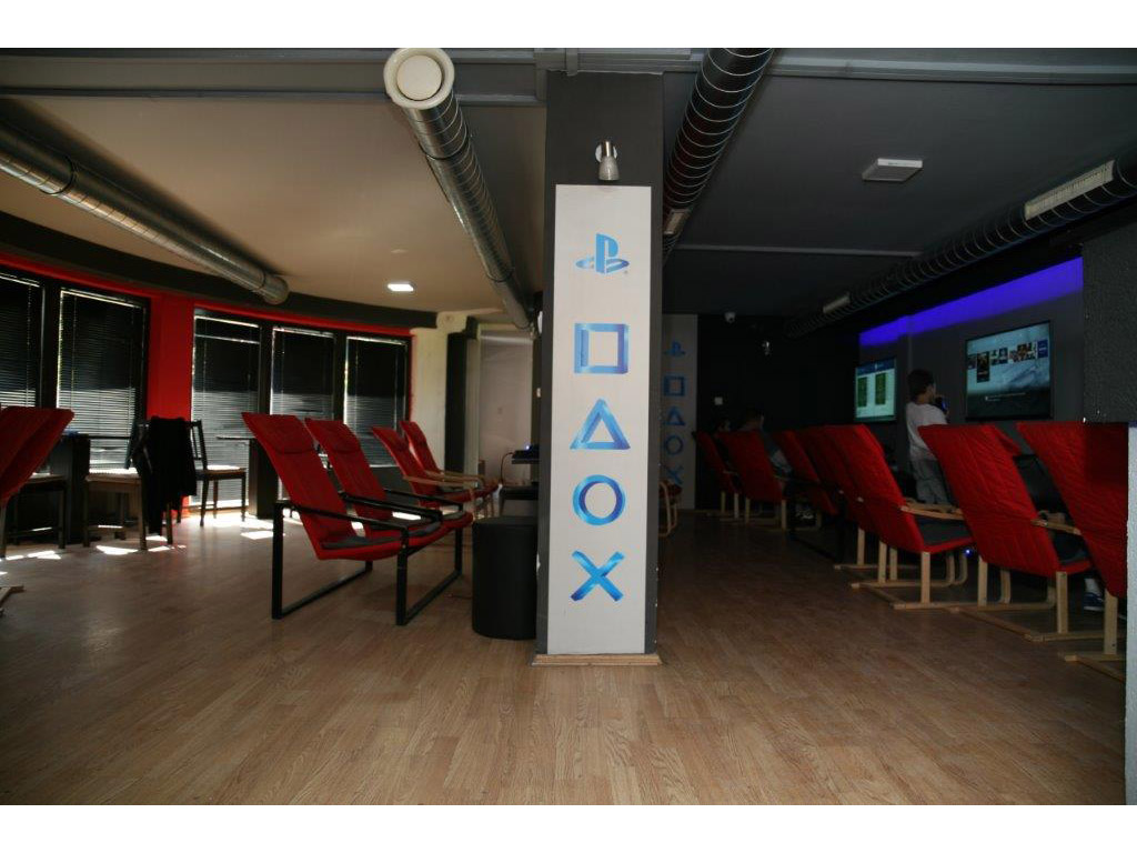 GAME OVER PS PLAYGROUND PC, PS game rooms Belgrade - Photo 2