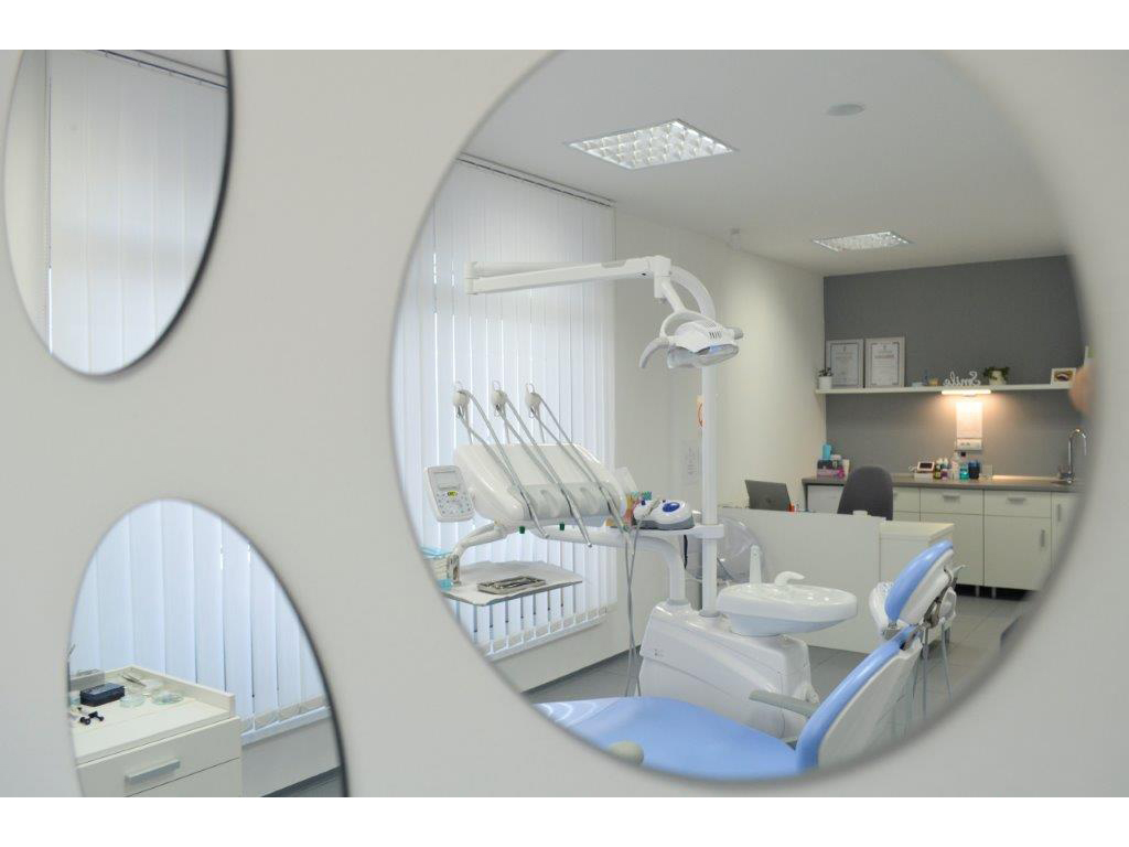 LOTUS DENT Dental surgery Belgrade - Photo 7