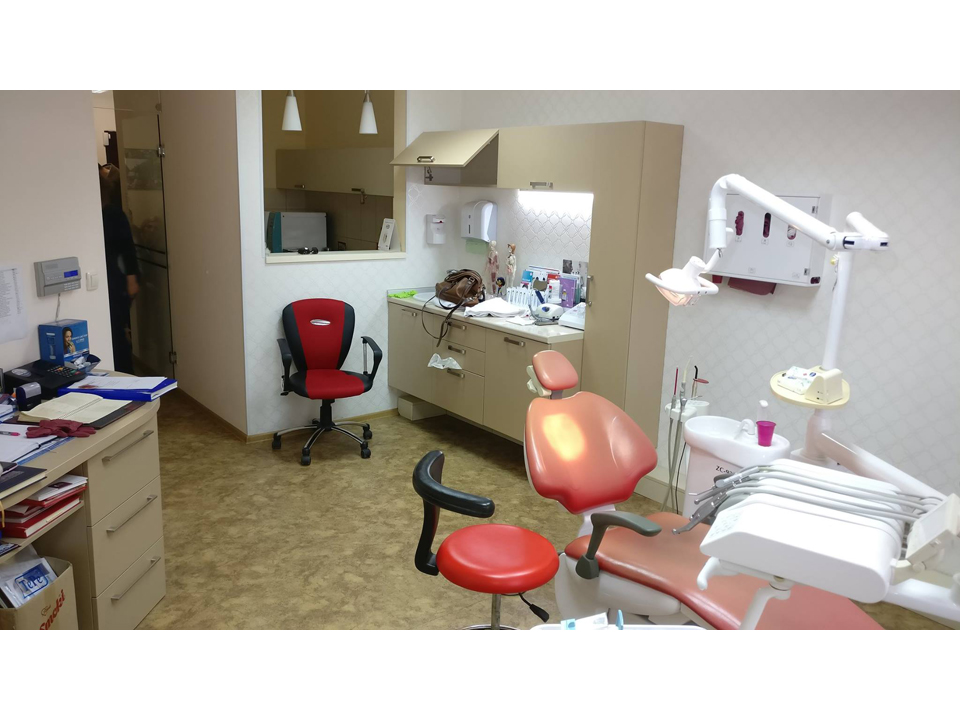 JELENA DENTAL CENTER Dental surgery Beograd