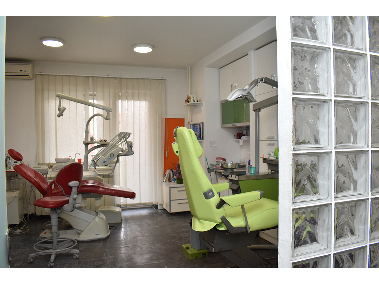 DENTISSIMO DENTAL OFFICE Dental surgery Beograd