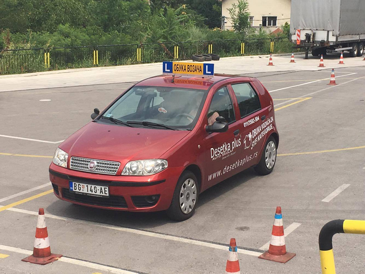 DESETKA PLUS Driving schools Beograd
