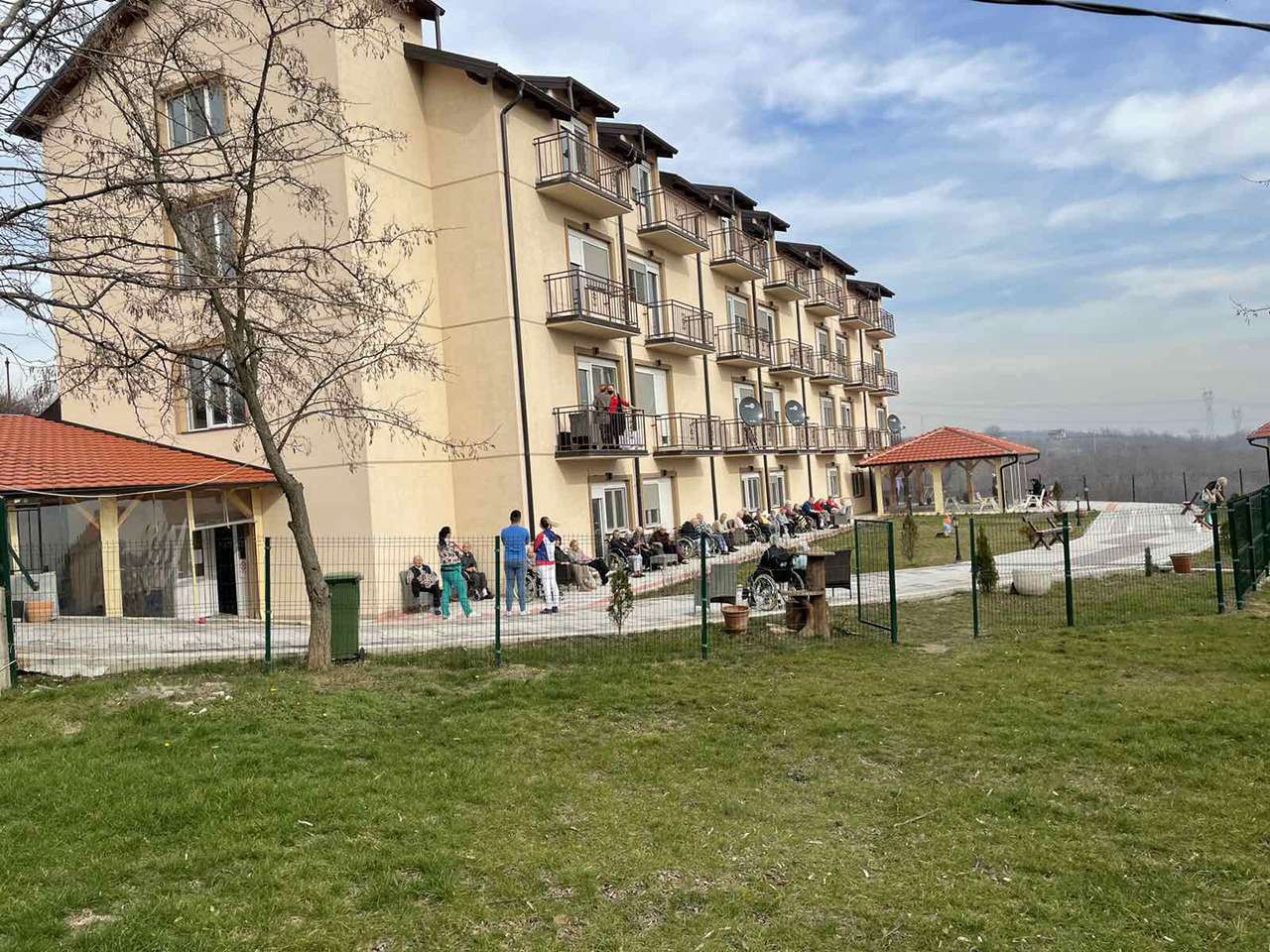 Slika 1 - DOM ZA STARE - HOTEL JAKOVLJEVIĆ Domovi za stare, nega starih lica Beograd