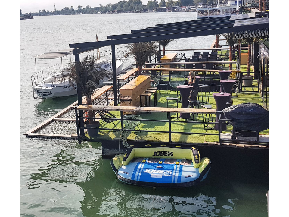 4 FOUR RAFT Spaces for celebrations, parties, birthdays Beograd