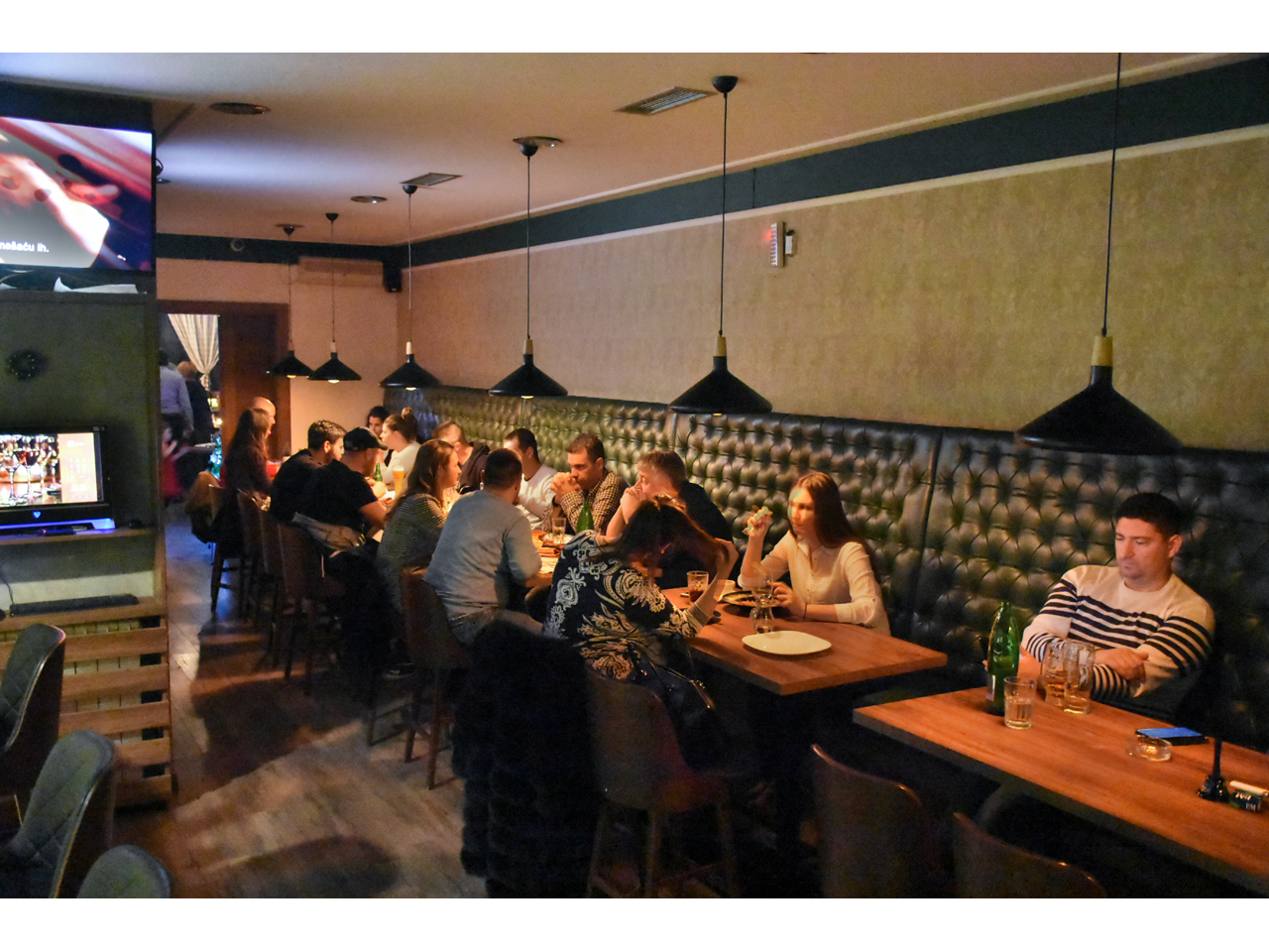 CAFE RESTAURANT VRTESKA Bars and night-clubs Belgrade - Photo 5