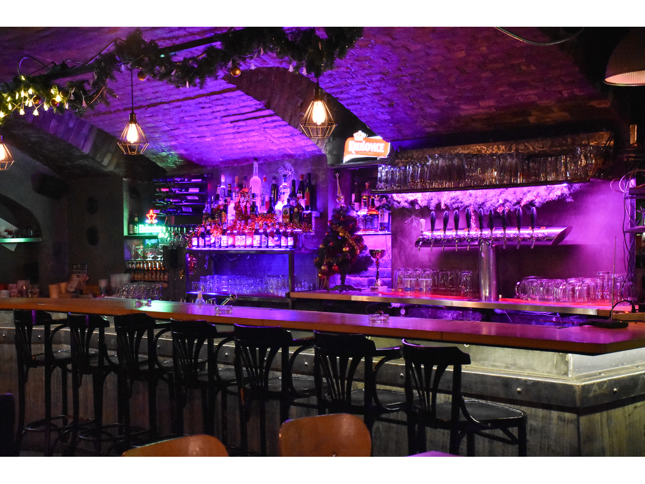 BEER PONG BAR Pubs Beograd