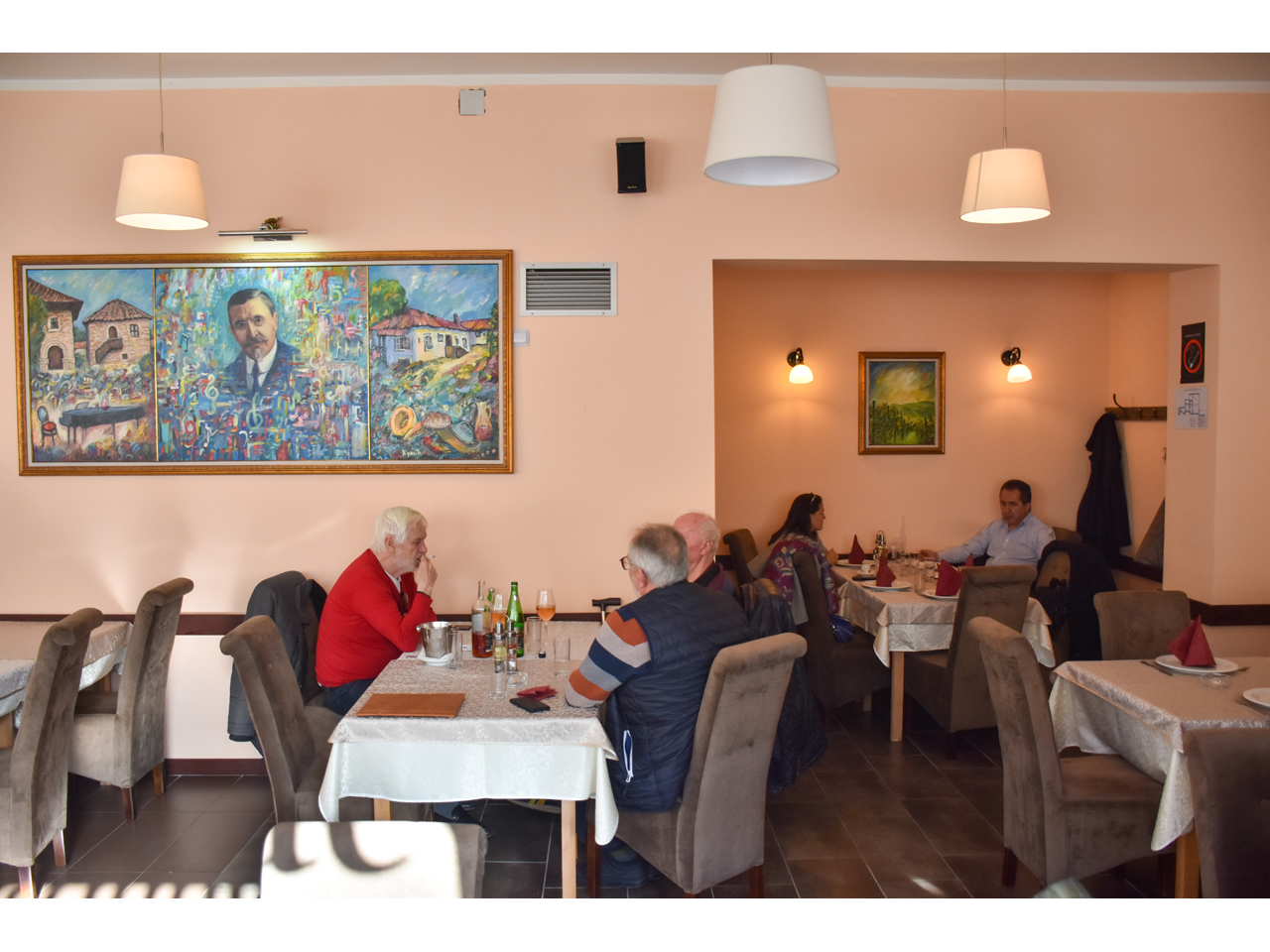 RESTORAN MOKRANJAC Restorani Beograd - Slika 2