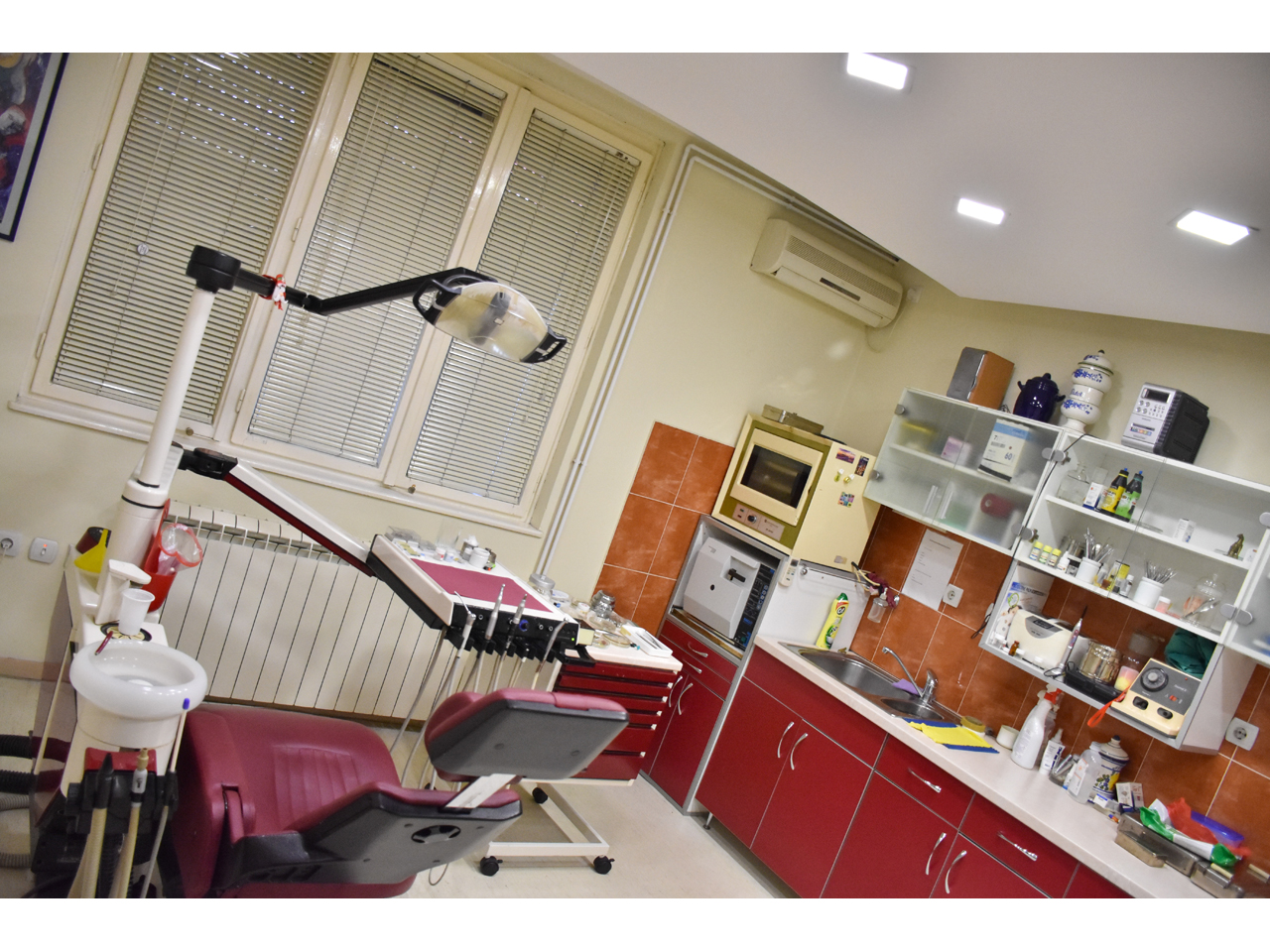 DENTAL OFFICE IVAGO Dental surgery Belgrade - Photo 3