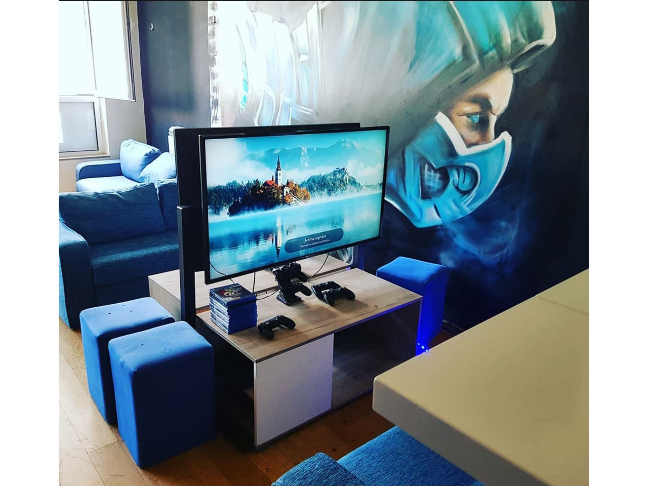 PC&PS4 PC, PS game rooms Belgrade - Photo 2