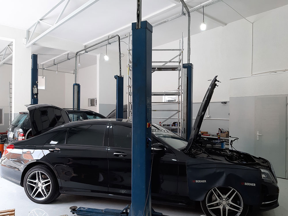 Mercedes servis Bežanijska kosa Beograd, Mercedesov auto servis, servis