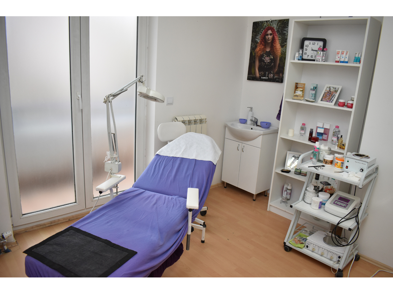 HAIRDRESSING COSMETIC STUDIO GAGA IN Hairdressers Beograd