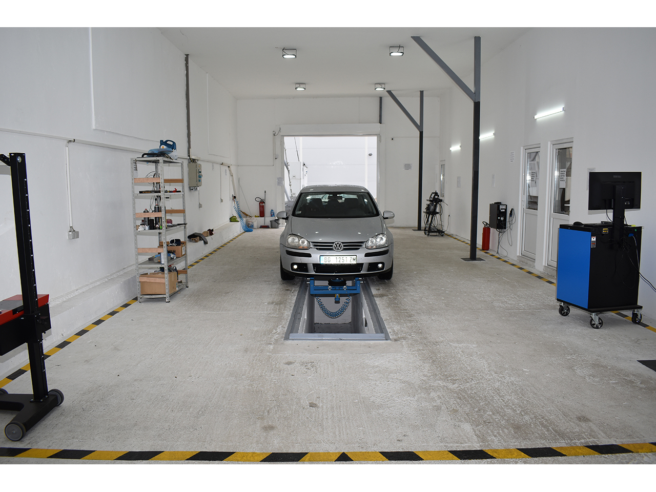 STTS 2020 VEHICLE TECHNICAL INSPECTION Vehicle Testing Beograd