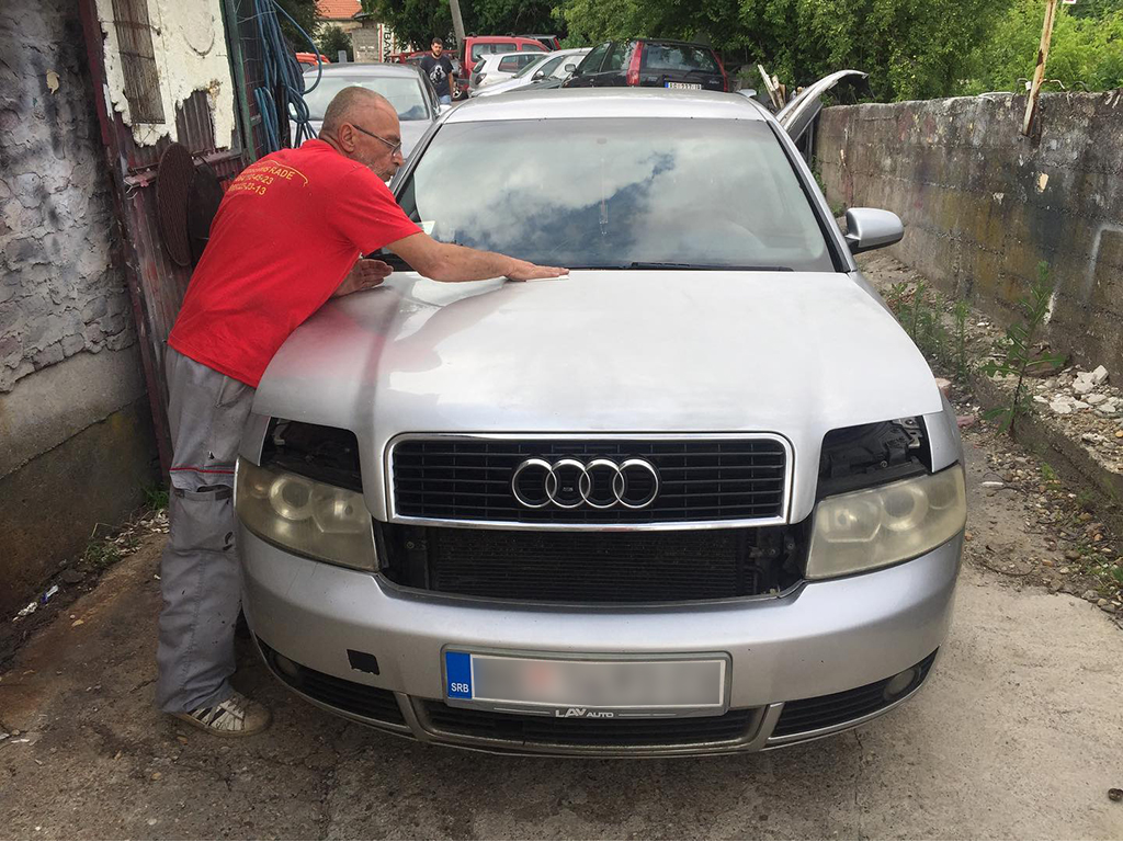 AUTO CENTER FENIKS Car-body mechanics Belgrade - Photo 4