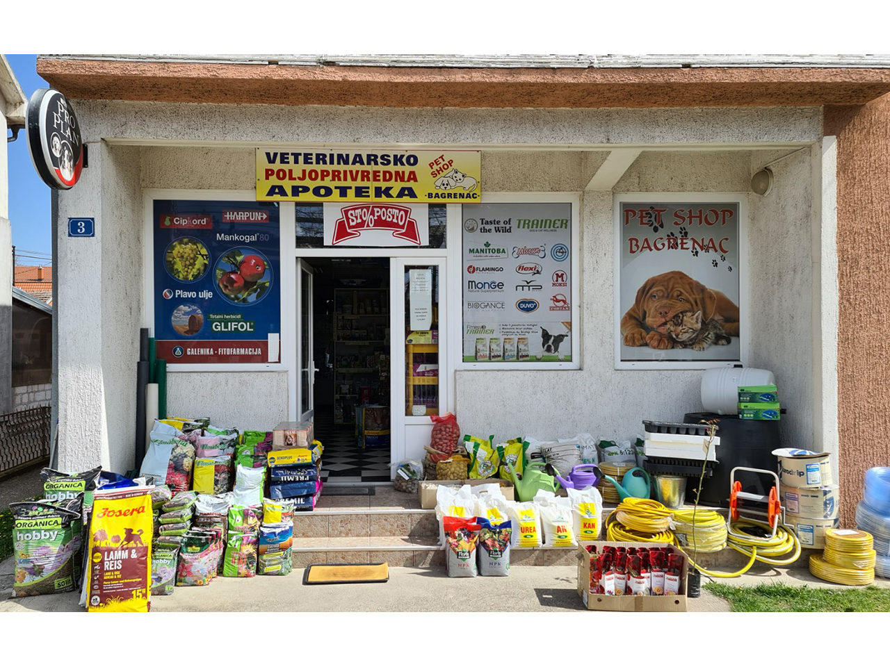 VETERINARY AGRICULTURAL PHARMACY AND PET SHOP BAGRENAC Veterinarian pharmacies Beograd