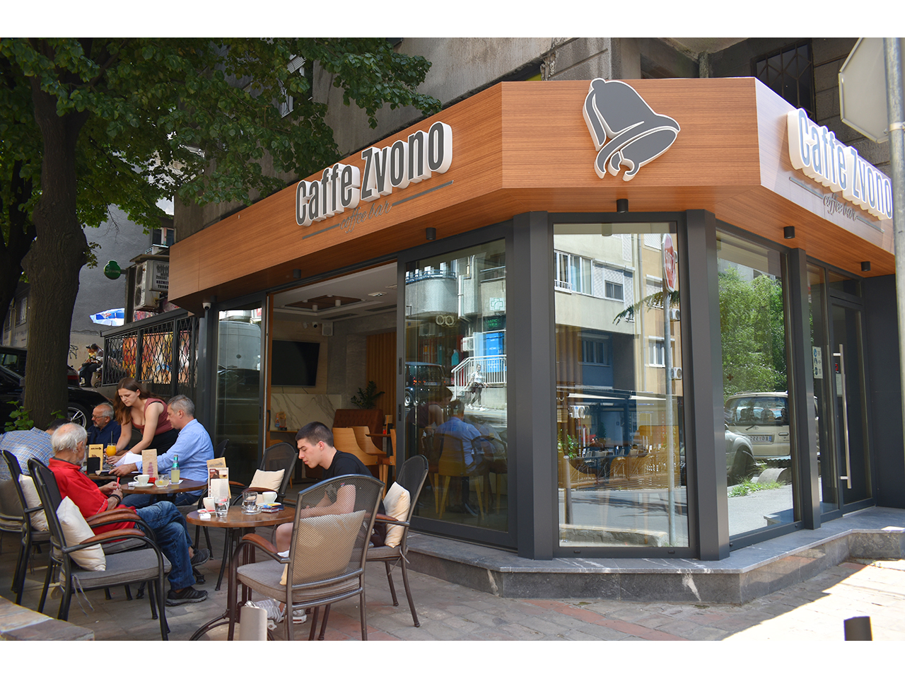 Slika 1 - CAFFE ZVONO Kafe barovi i klubovi Beograd