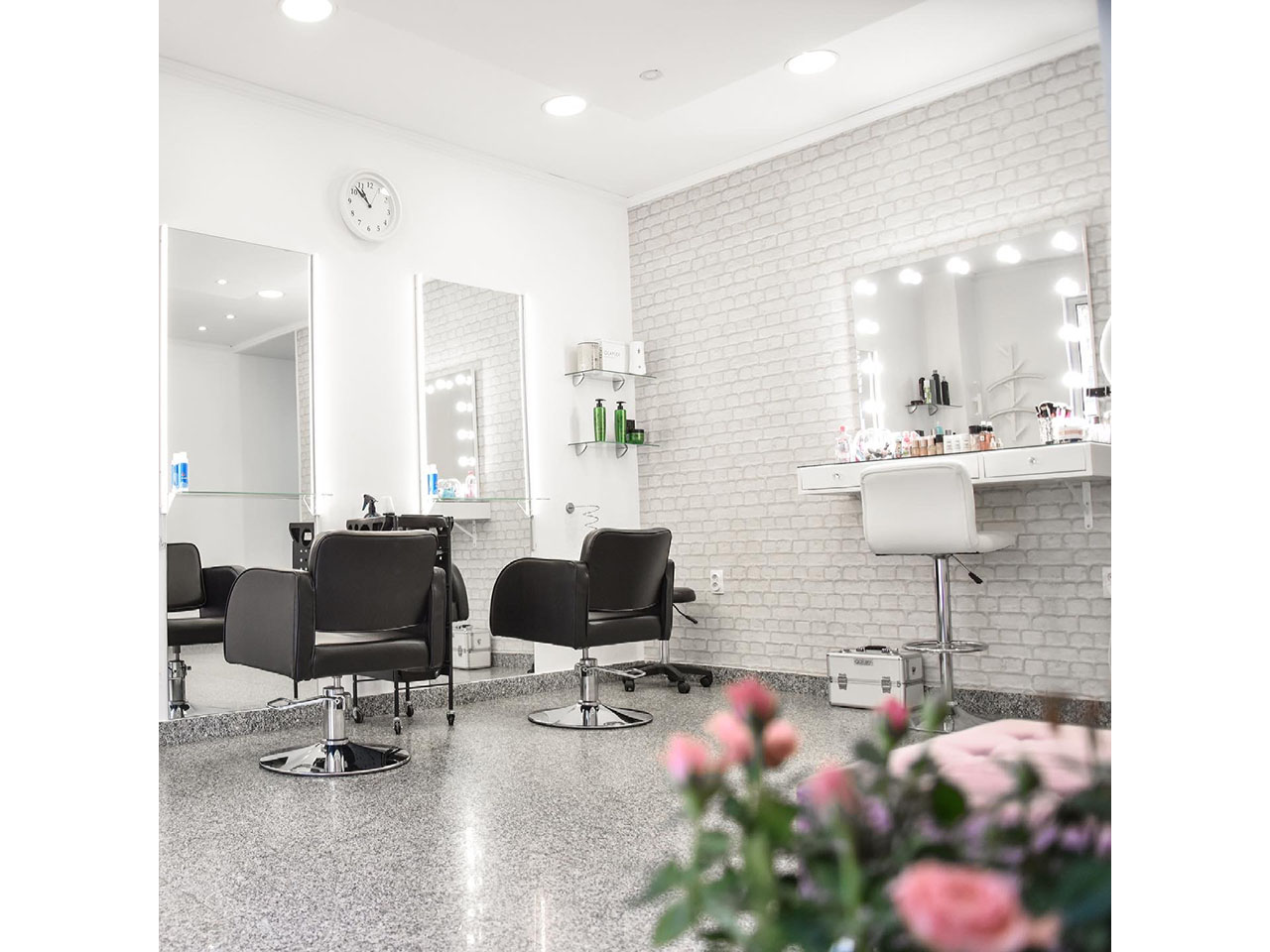 BEAUTY ROOM Hairdressers Beograd