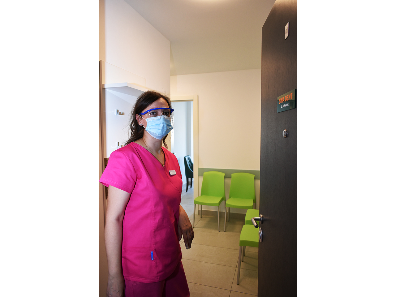 BORISLAVA DR PETROVIC - DENTAL OFFICE SINA DENT Dental surgery Beograd