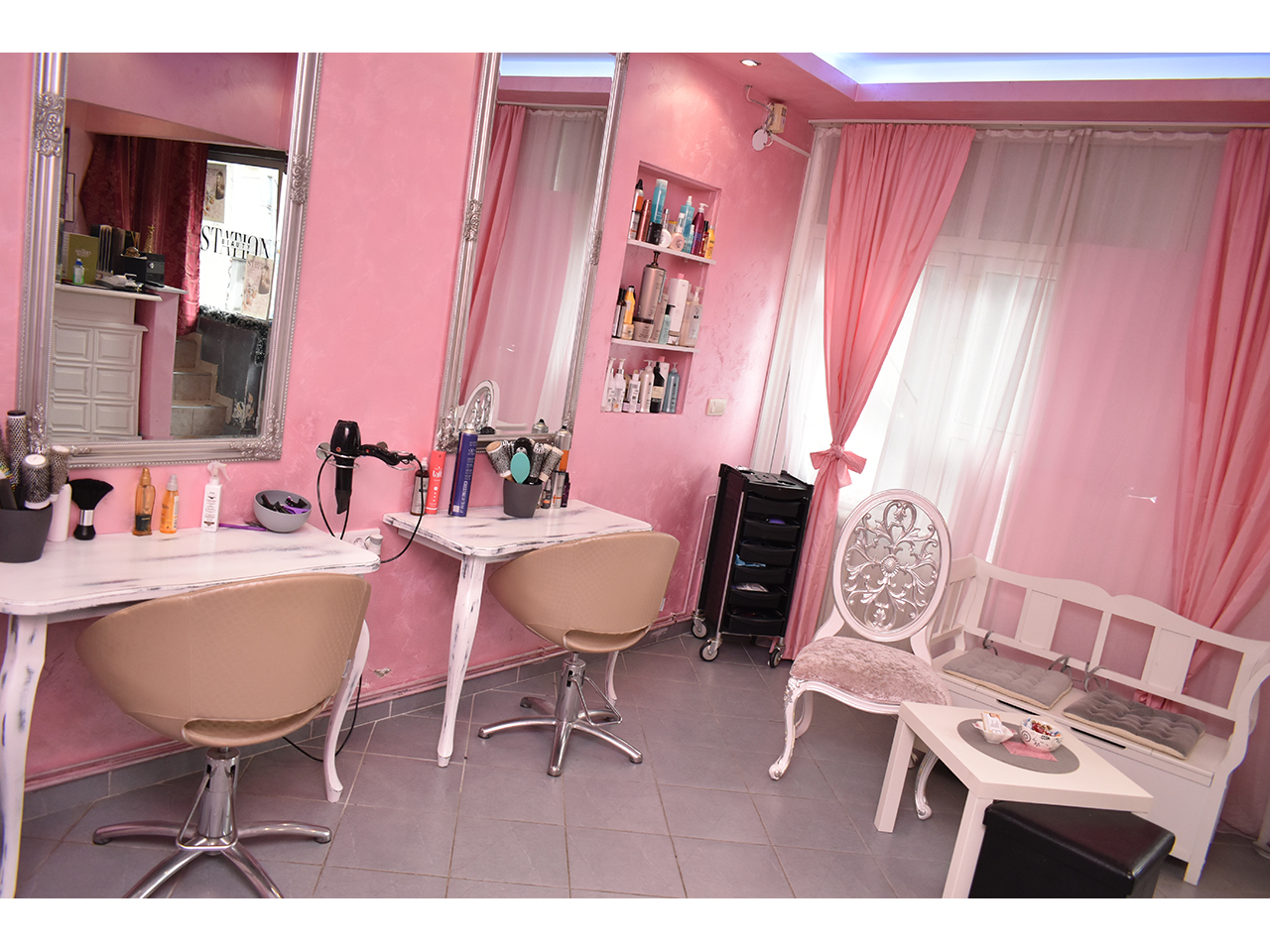 BEAUTY STATION Hairdressers Beograd