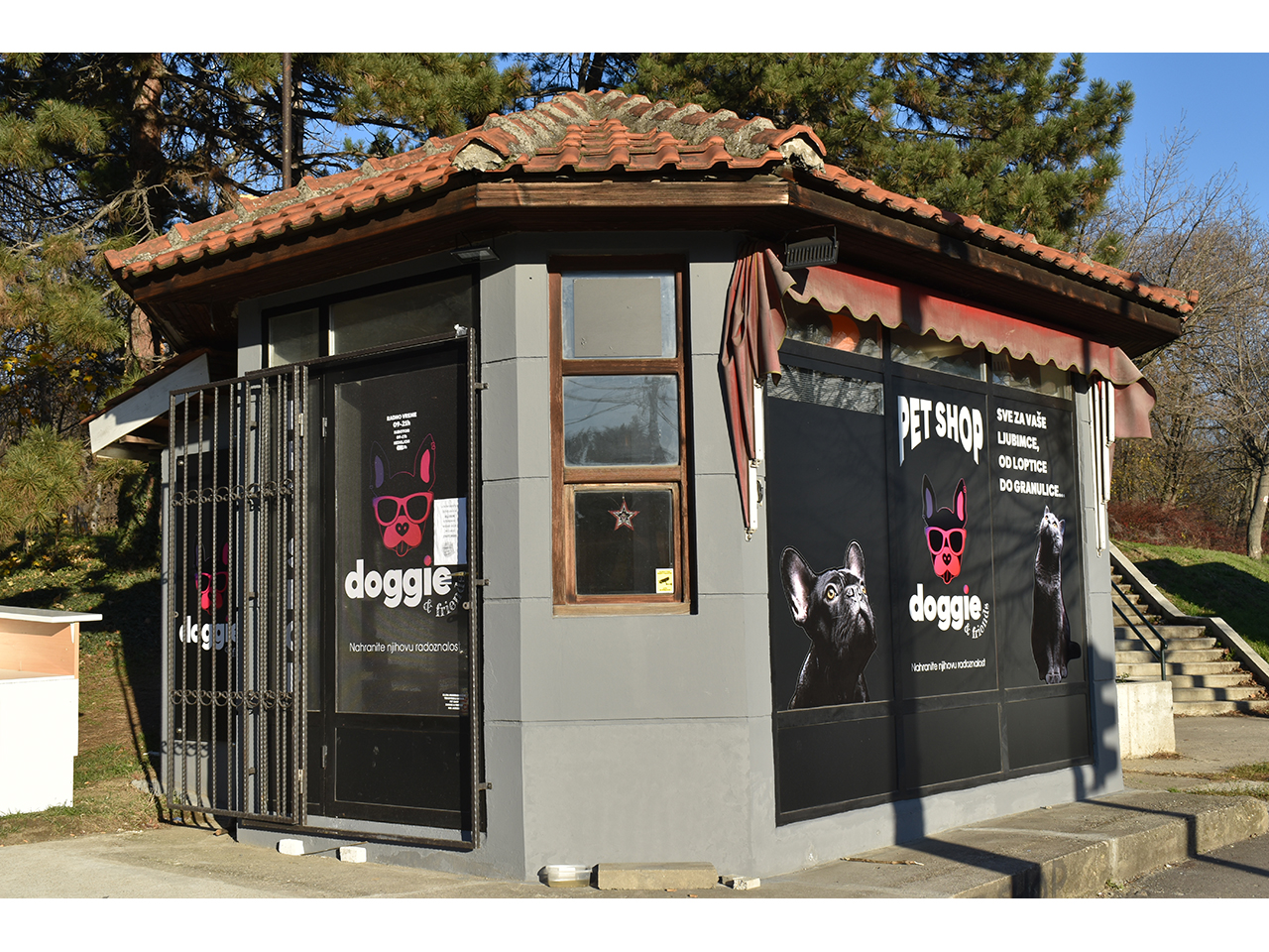 Photo 1 - DOGGIE & FRIENDS PET SHOP Pets, pet shop Belgrade