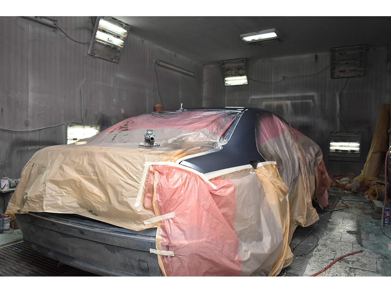 CAR SERVICE BBN - BODYWORK AND CAR PAINTING Car paintwork Beograd