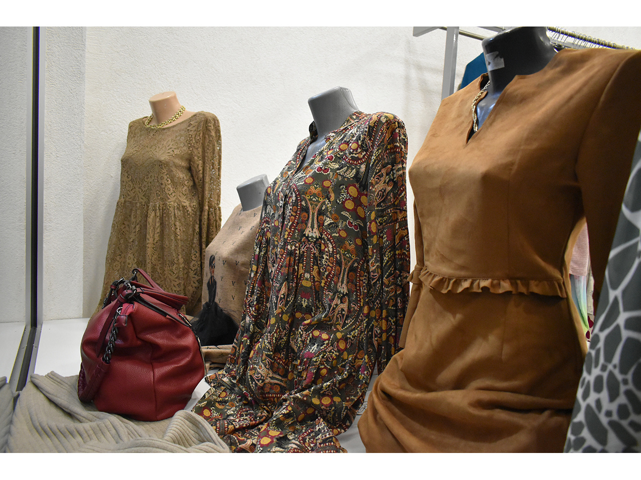 ALEXANDER WOMEN'S WARDROBE BOUTIQUE Boutiques Beograd