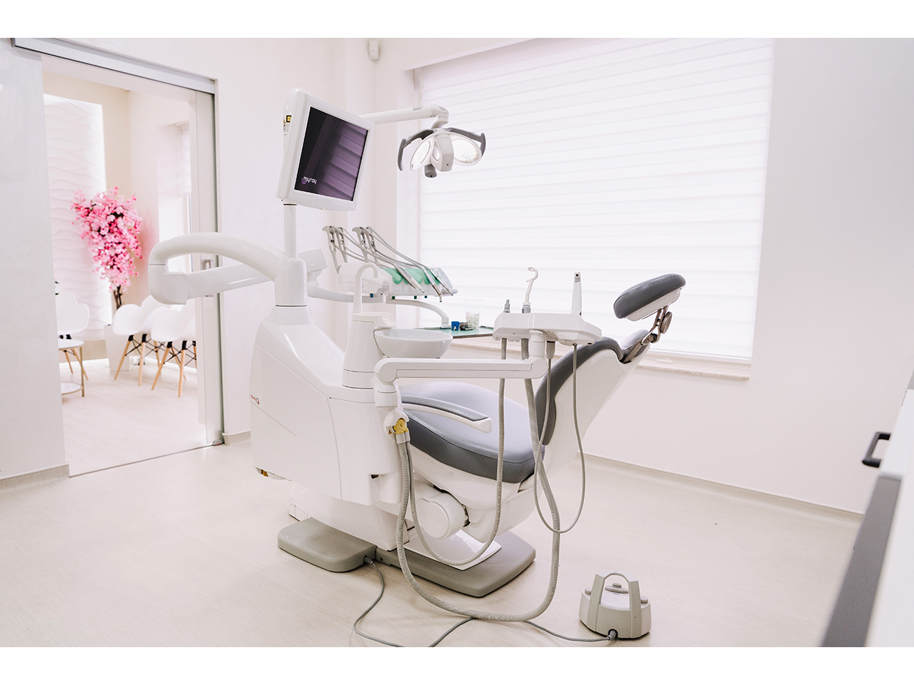 DENTAL OFFICE COLIC Dental surgery Beograd