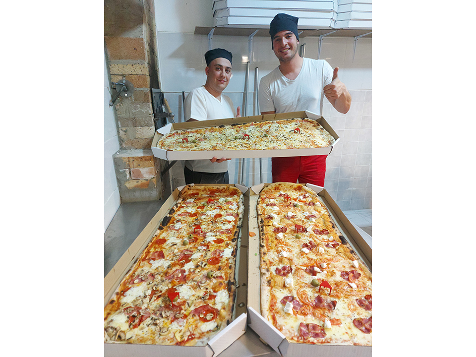 PIZZERIA TRAVOLTA - THE LARGEST PIZZA IN BELGRADE Delivery Beograd