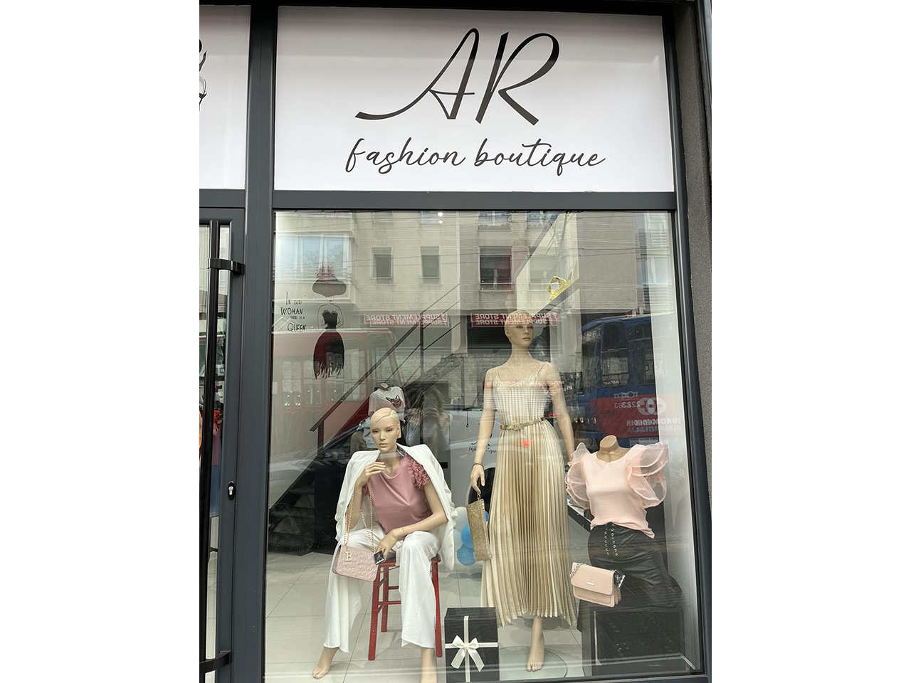 AR & 19 FASHION BOUTIQUE Boutiques Beograd