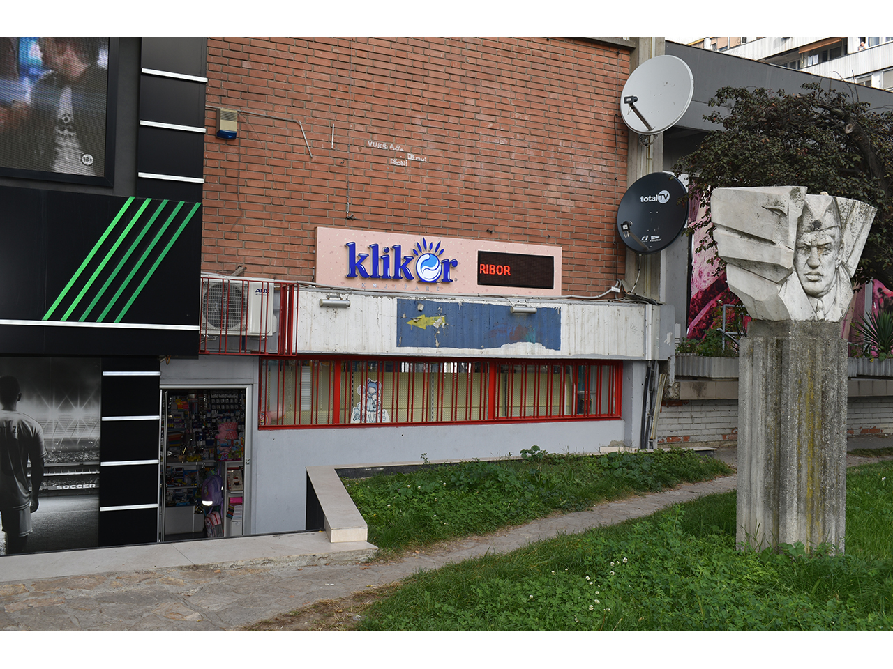 Photo 9 - BOOKSTORES KLIKER Bookstores Belgrade