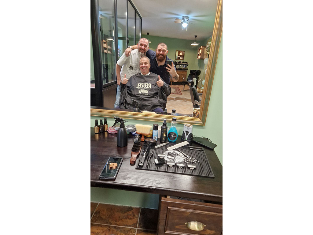 BARBER SHOP CVEGER Hairdressers Belgrade - Photo 2