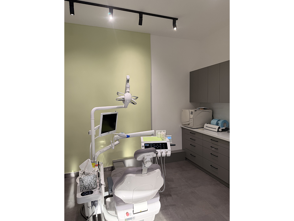 Photo 4 - IV DENTAL STUDIO Dental surgery Belgrade