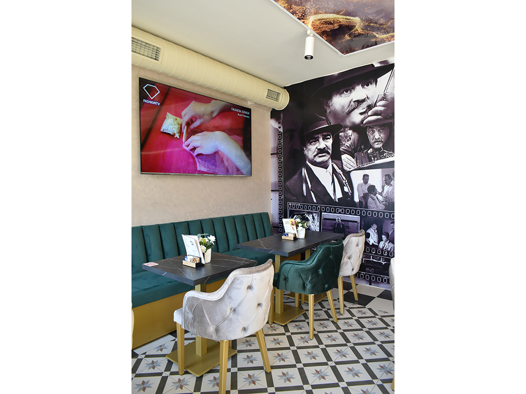 Photo 8 - CAFE CENTRALA V Spaces for celebrations, parties, birthdays Belgrade