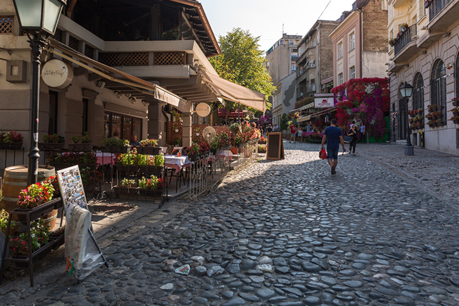 Belgrade's Skadarlija - from a bohemian quarter to an ethnic-style attraction