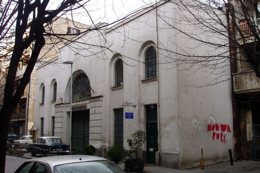 Prva moderna garaža u Beogradu