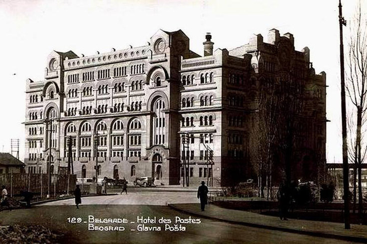 Zgrada pošte broj 2: Tužna sudbina gradske lepotice koju su naružile bombe i ideološka arhitektura