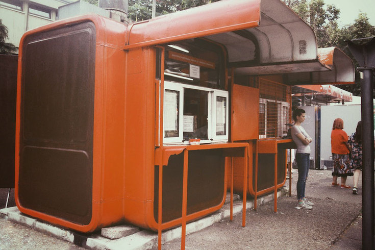 Crveni kiosci ostavili miris vrućih viršli u Beogradu