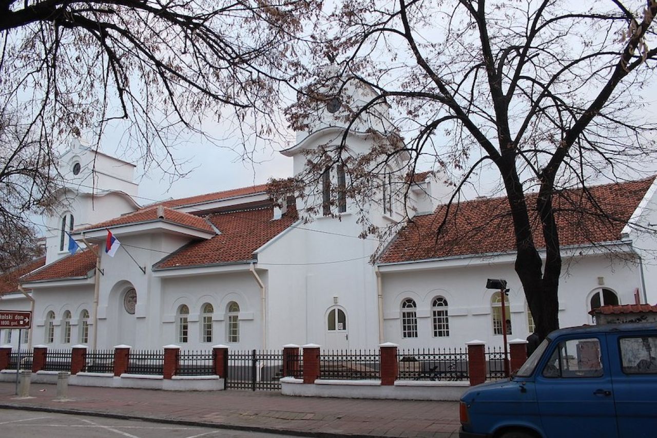 Dom palih ratnika: obrenovački biser Momira Korunovića
