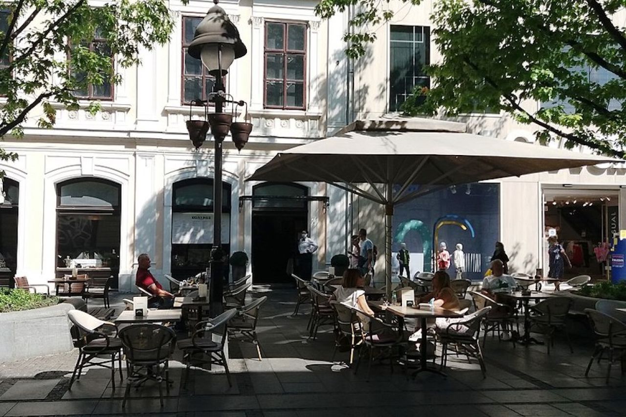 Kafana „Kolarac“ - Od elite i radničke klase do silom prilika selidbe