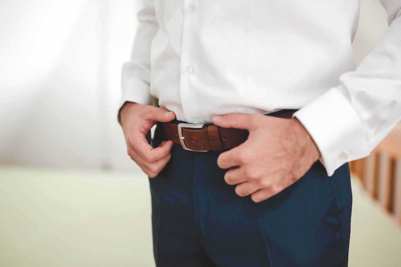 4 saveta da vam pantalone ostanu neizgužvane