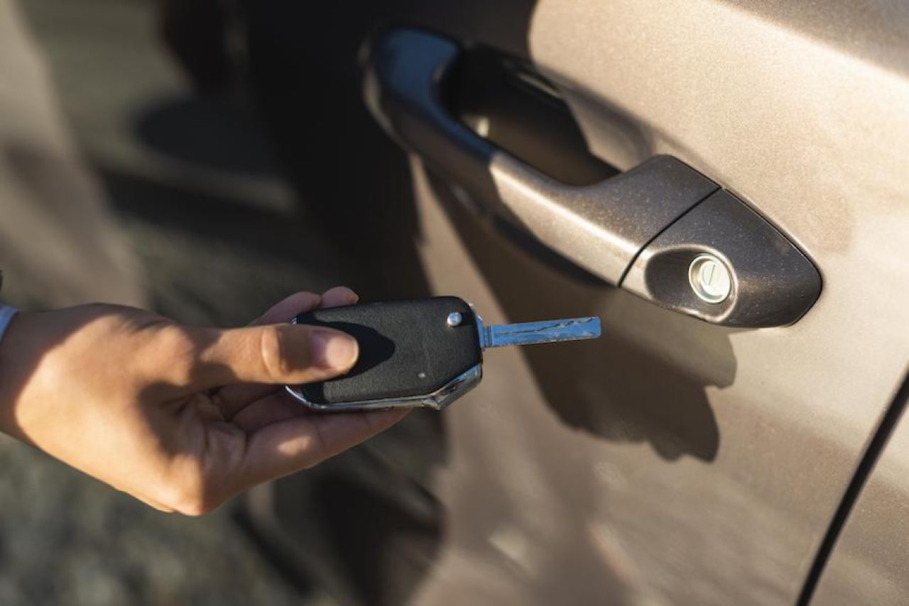 Kako sprečiti zamrzavanje brave na automobilu?